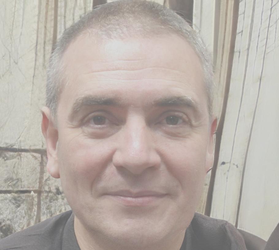 Experienced business budget consultant and program instructor